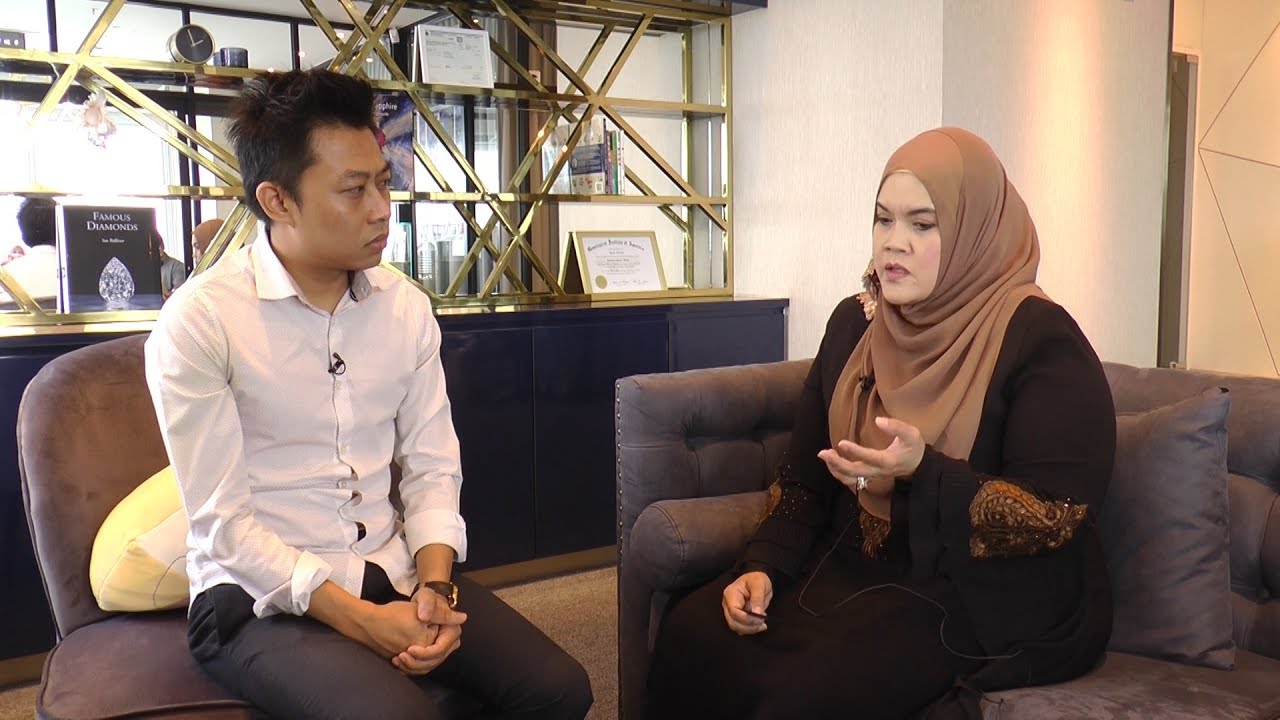 Gara-gara rantai palsu, Aishah disangka menang pertandingan karaoke