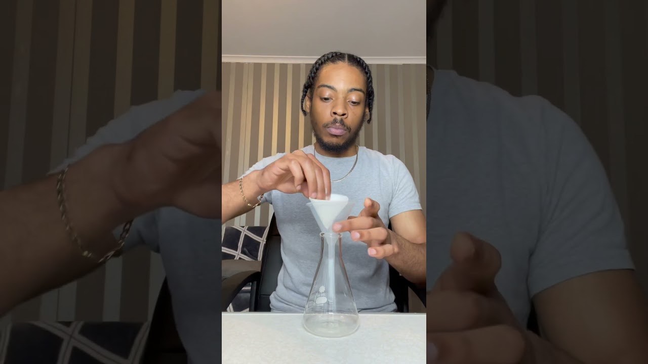 Как сделать кристаллы медного купороса 💎 #наука #химия #эксперимент