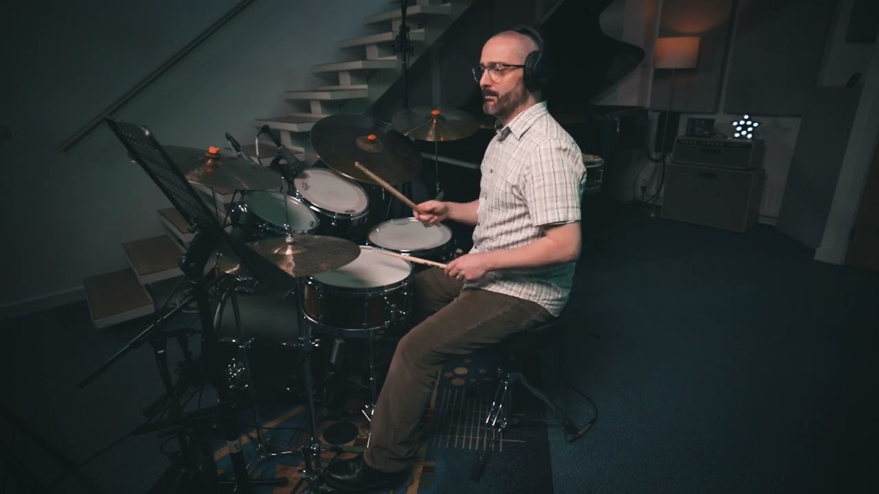 Straight Eighth Groove  [Trinity College London. Introducing Drum Kit, Part One]