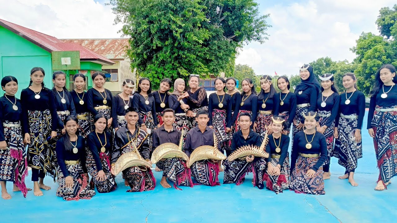 Tarian Kreasi Kelas XI D SMA NEGERI 1 RBL @SanggarSamuliti