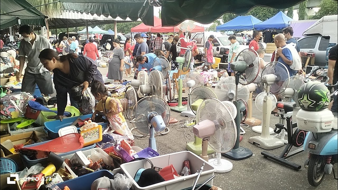 ตลาดคุ้มเกล้าลาดกระบัง #ตลาดนัดมือสอง ฝนตกพ่อค้าขายของยังไง #ของเก่า