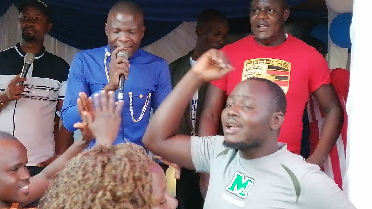 Amiso Thwango live on stage at Nyama Villa