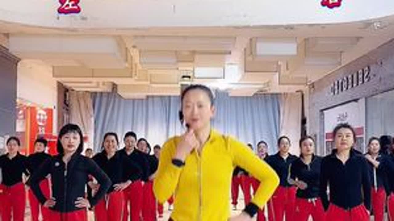 适合冬季跟练的健身操，适合每天跟练！#有氧健身操 #全民健身你我同行 #简单易学 #喜欢运动的一起来 #跟着节奏嗨起来