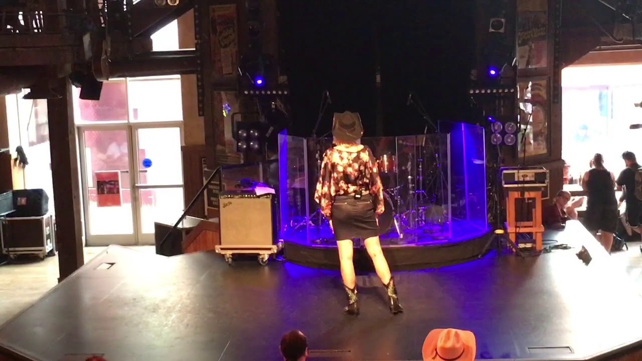 Lost Without Cha Line Dance / Marijana - Billy Bob’s 07/07/2019