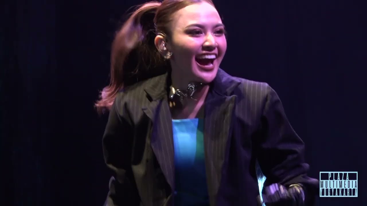 MAHALINI - Cinta Luar Biasa (cover Andmesh) #mahalini #cintaluarbiasa