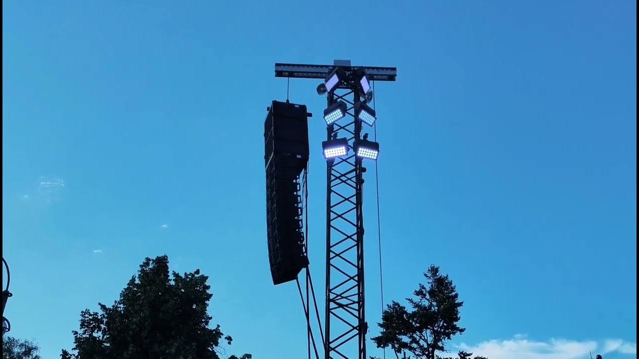 Erleben Sie die ultimative Fu&szlig;ball-Atmosph&auml;re: Fan Zone auf der Berliner Fanmeile!
