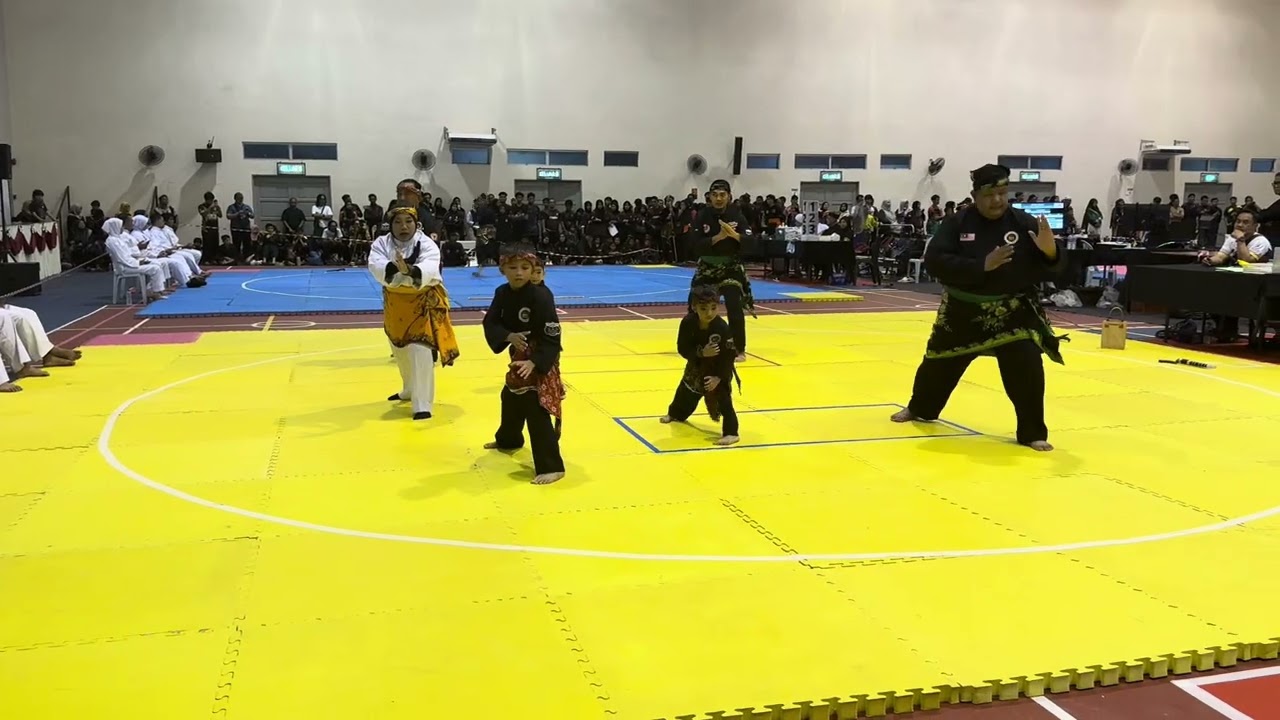 Seni berkumpulan bersama team @zafpuchong1729 di pertandingan FSSOUF 4.0
