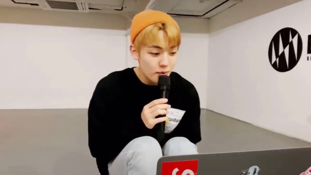Chan sing ‘Down’, Baekhyun, 5SOS and dance Shinee, Nct, MonstaX, Rain • A.C.E vlive 2021.04.17 에이스