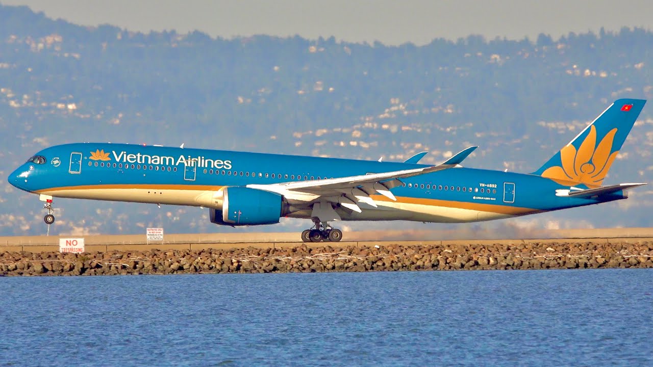 26 MINUTES of BRILLIANT TAKEOFFS and LANDINGS at SFO  | San Francisco Intl Airport Plane Spotting
