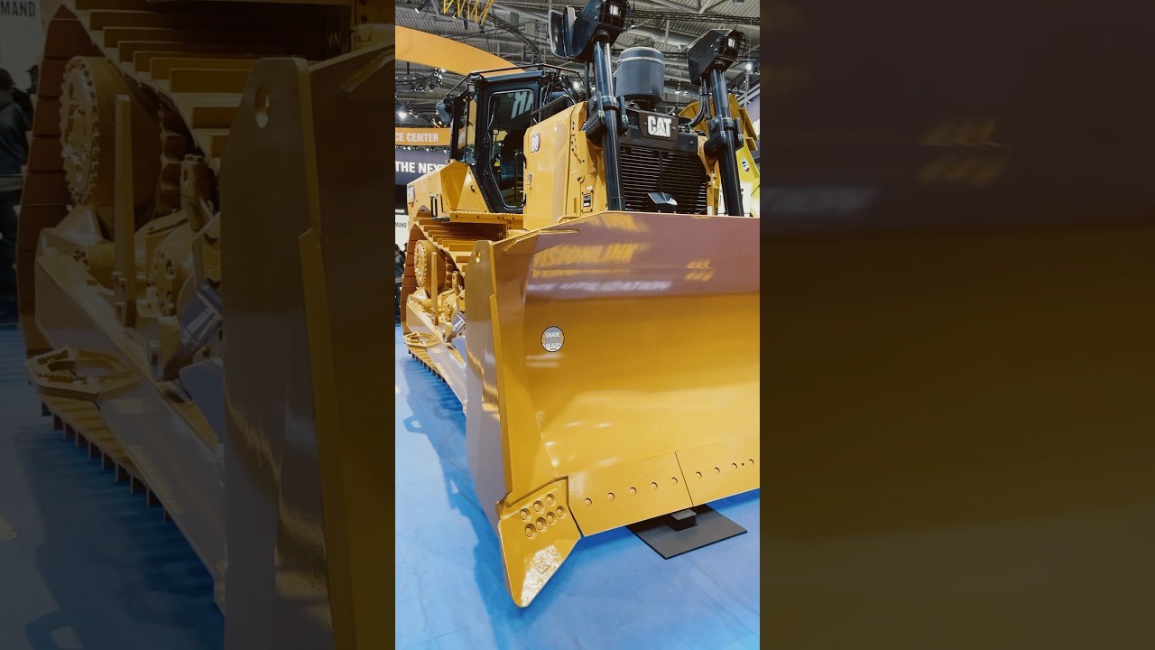 CATERPILLAR D8 DOZER 2025 #heavymachinery #power #mining #big #cat #mine #liebherr #komatsu #hitachi
