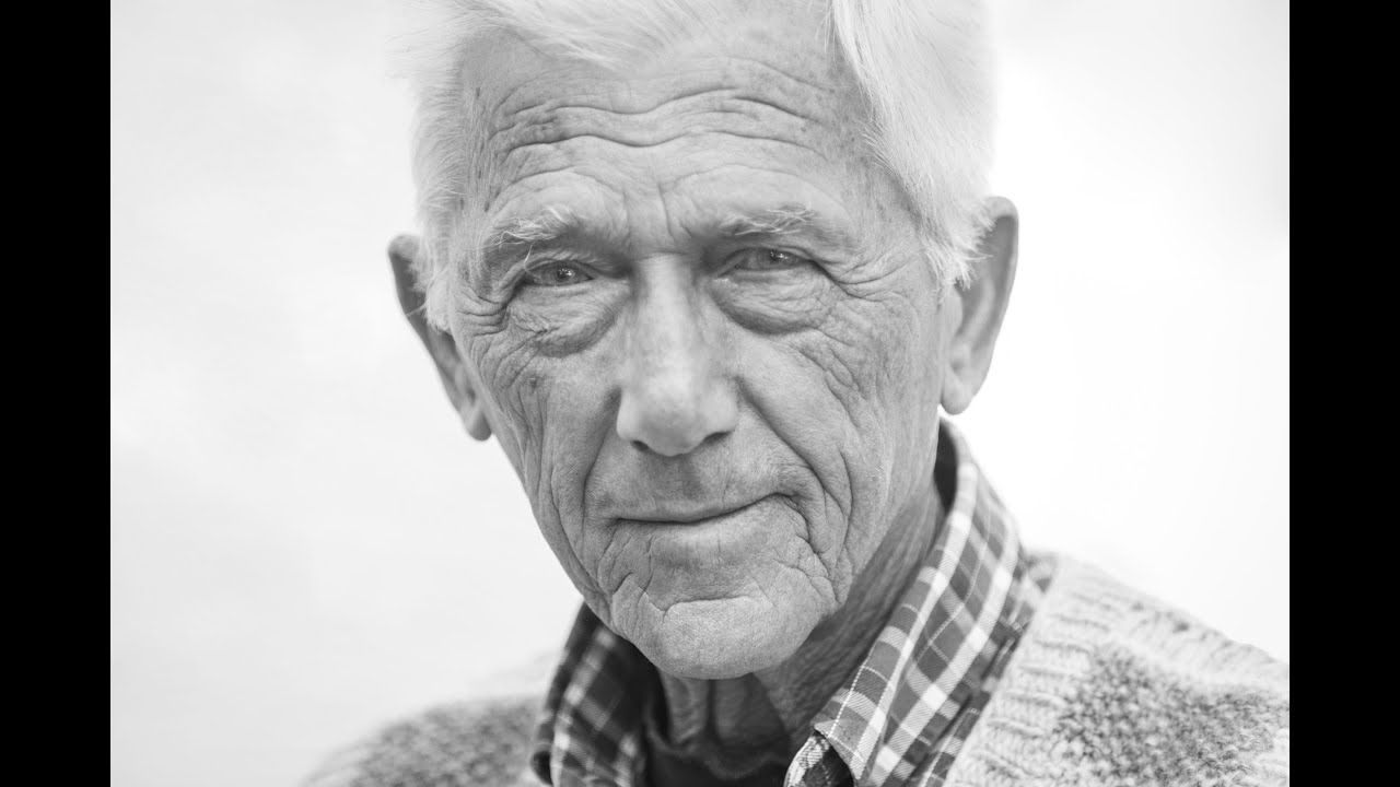 Theodor Kallifatides - författarporträtt