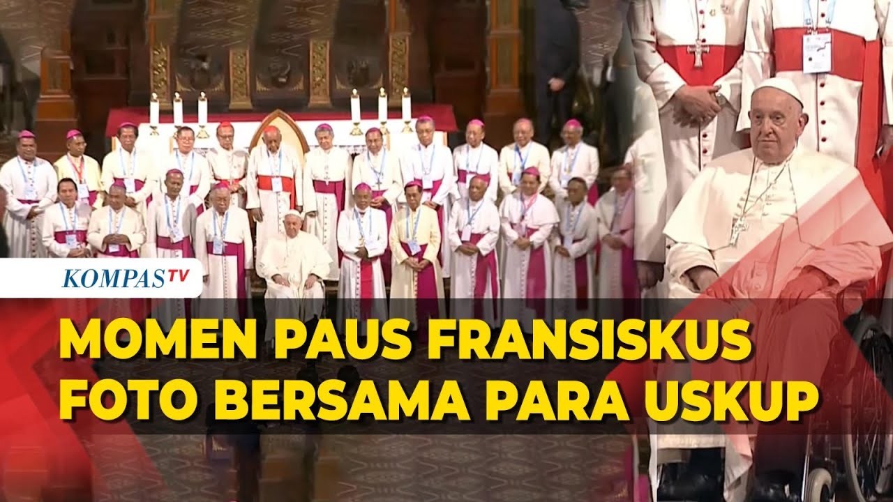 Momen Paus Fransiskus Foto Bersama Para Uskup di Katedral usai Pidato