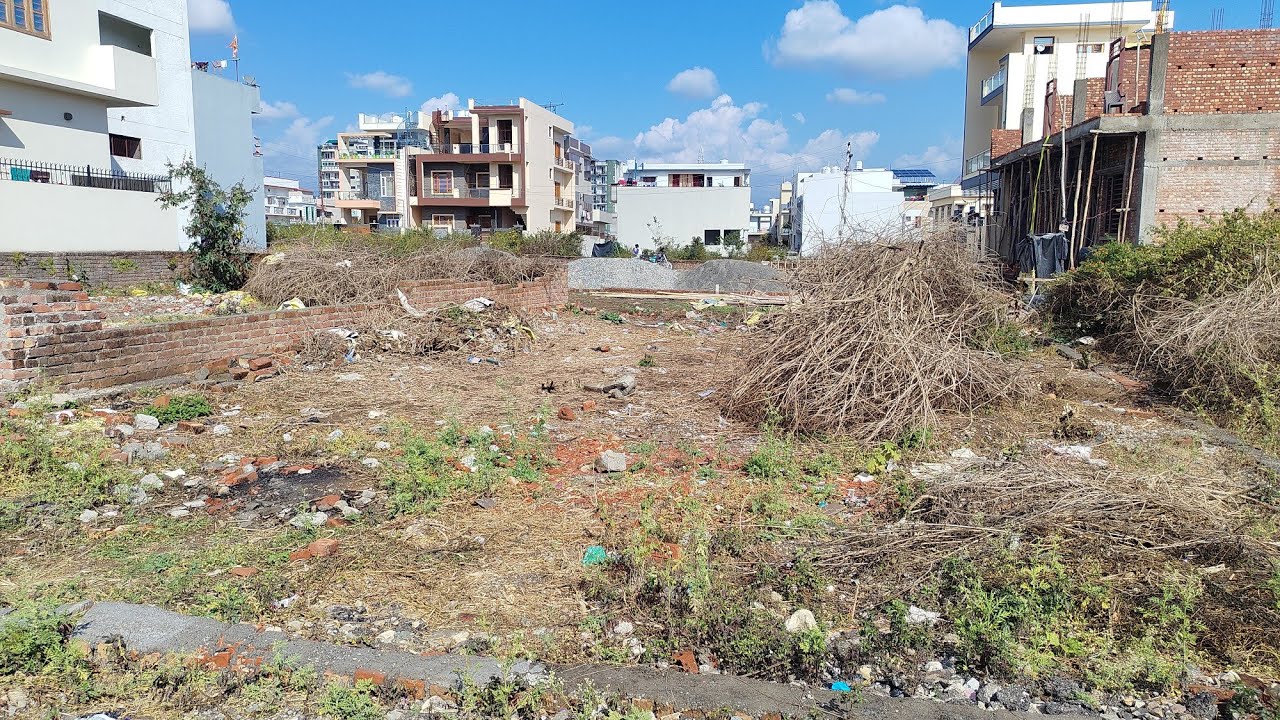 Plot for sale in Doon University road|| best for residential purpose|| dehradun| 6399273550