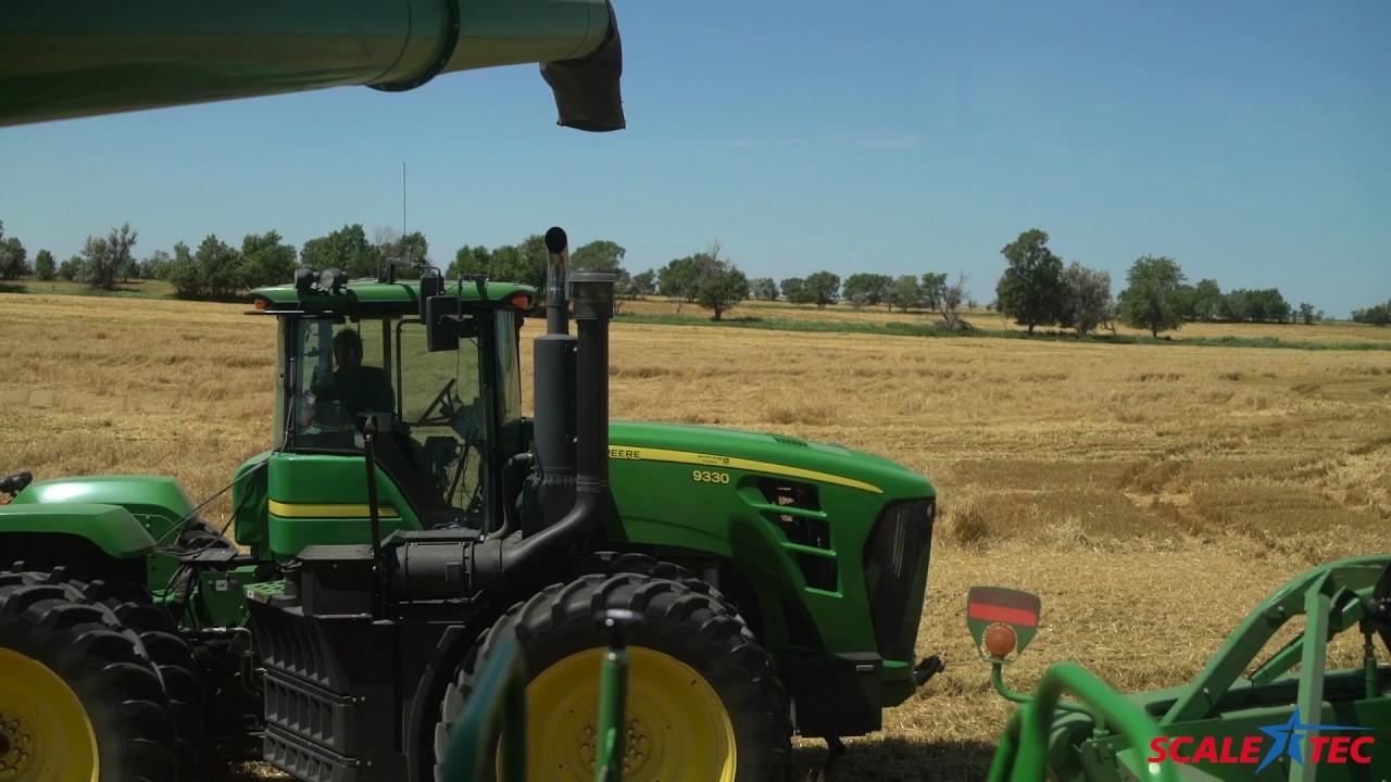 A grain cart scale and the REAP app helps Jason record his harvest accurately
