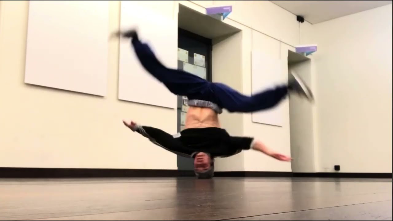 Few improvisations and a bit of breakdance