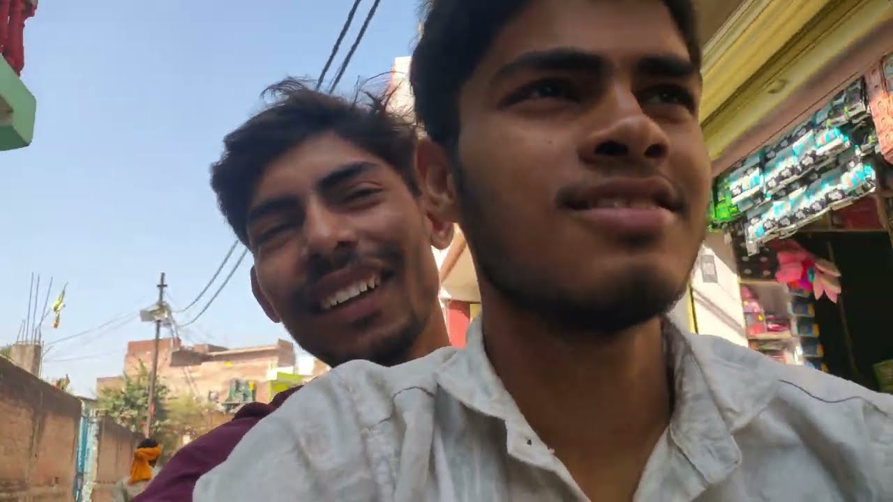 मेरी पहली ब्लॉग भरी पब्लिक में । My first vlog in bhari public 