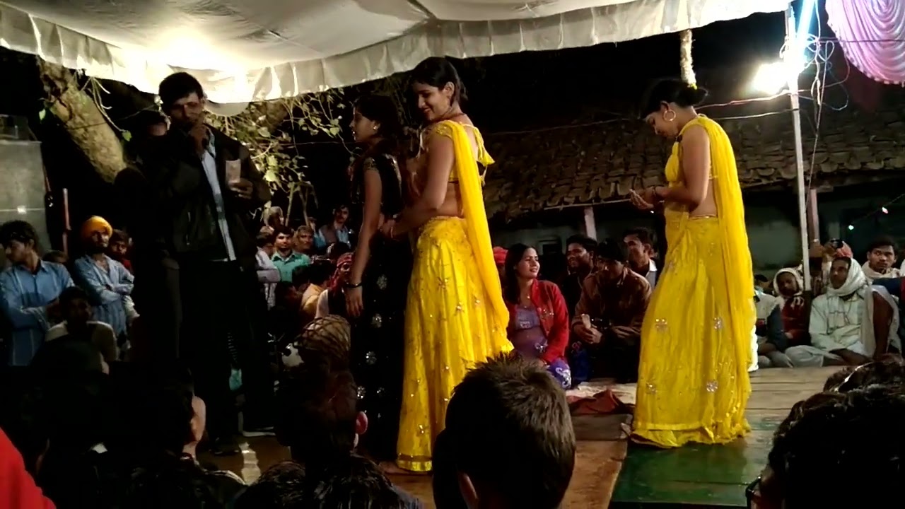 गांव की देसी नौटंकी, 🌹🌹💗💗