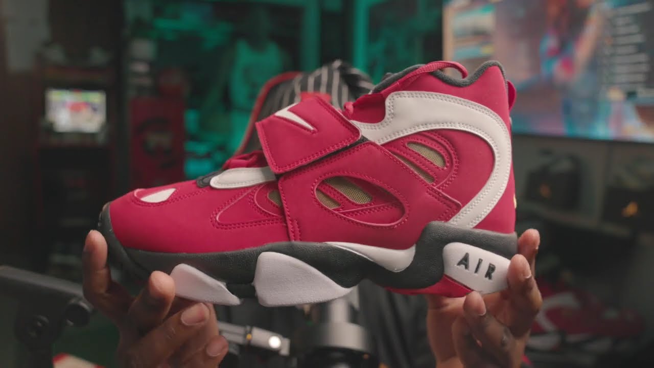 Кроссовки Nike Air Diamond Turf 2 49ers: размеры и обзор.