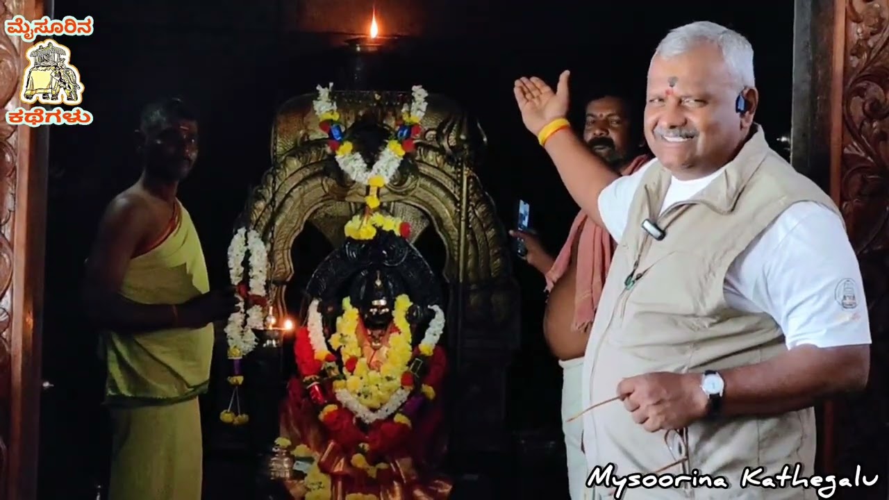 ತನ್ನ ನೆತ್ತಿಯ ಮೇಲೆಯೇ ಬೆಳಗುವ ಜ್ಯೋತಿಯನ್ನಿರಿಸಿಕೊಂಡ ಶಕ್ತಿದೇವತೆ, ವಿಜಯನಗರೇಶ್ವರಿ, ಕಲ್ಕುಣಿ ಗ್ರಾಮ ಮಳವಳ್ಳಿ...