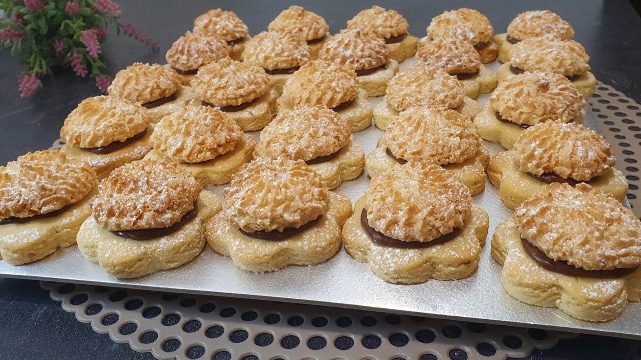 Mandelplätzchen. Ein einfaches und leckeres Rezept. Zweischichtige Plätzchen (weich und knusprig).