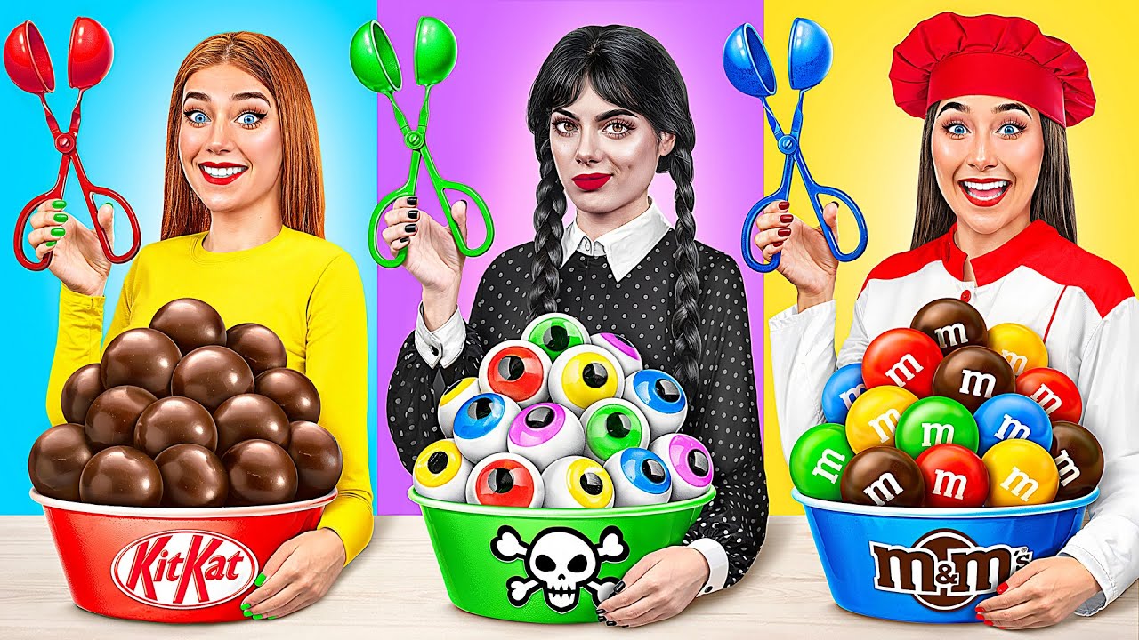 Wednesday vs Büyükanne Yemek Yapma Mücadelesi | Komik Zorluklar Trend DO Challenge