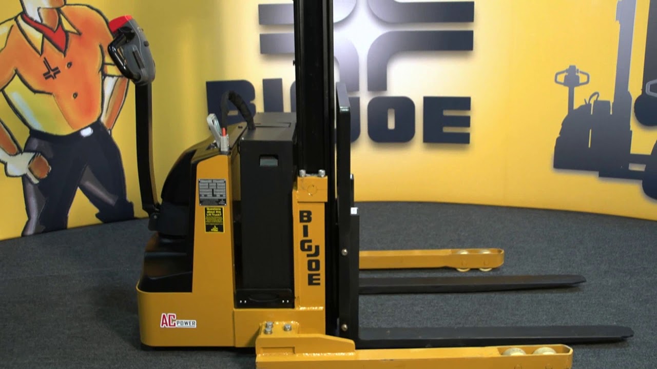 Total Warehouse   Big Joe PDS Power Drive Straddle Trucks