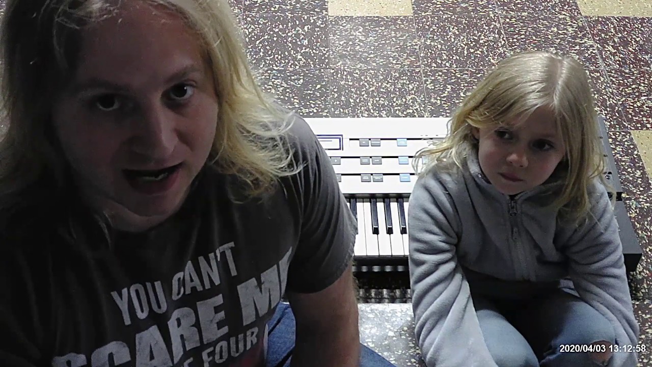 Fixing A Broken Vintage Keyboard With My Daughter (Casio CZ-5000 Repair)