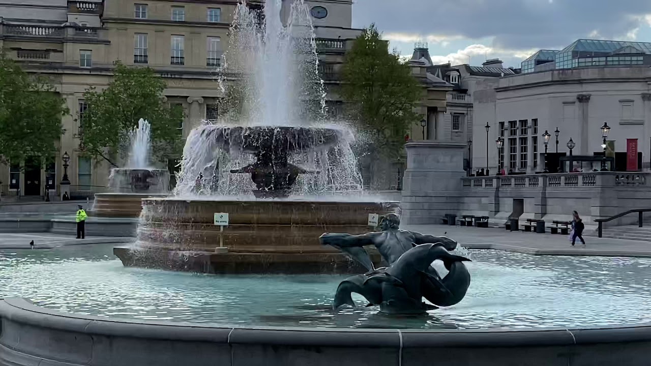 4K London walk-Central London Lockdown video in 2020