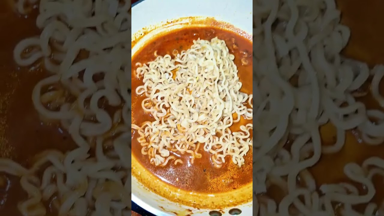 Mr. Noodles New Ramen 2X Hot Chicken 🌶️ঝাল না হলে লাইফে মজা কী? 😈🔥#ramen #ramennoodles