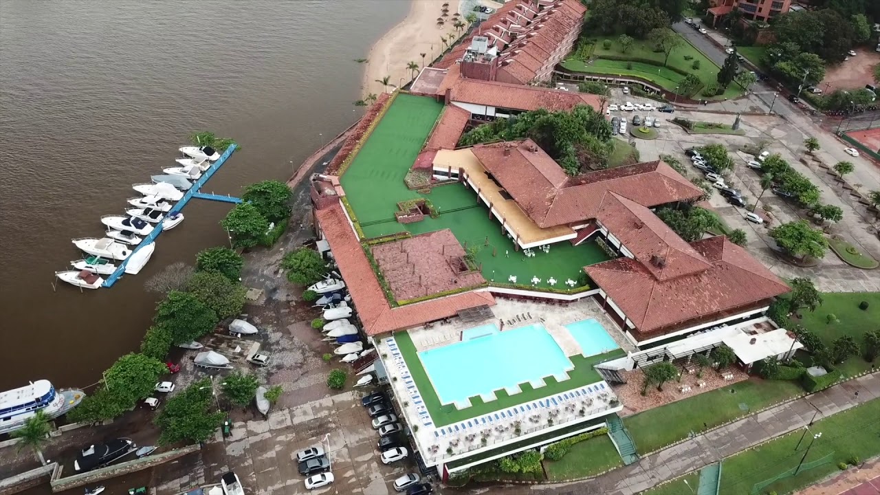 Resort Yacht y Golf Club Paraguayo