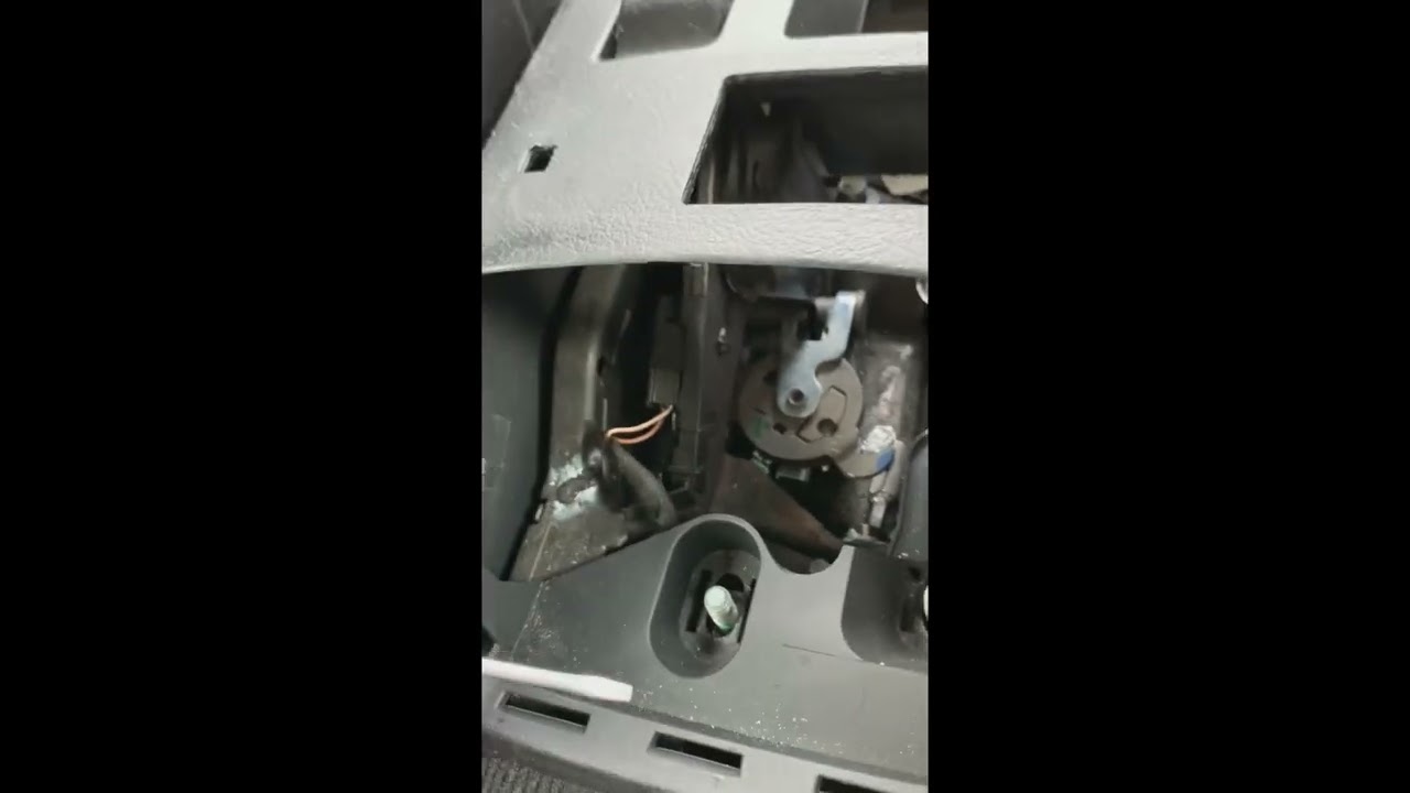 Підтягнути ручнік Audi a4 b6 b7