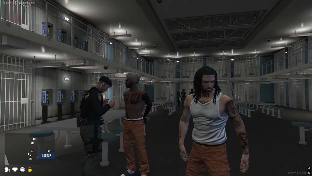 SWAT Raids Prison fight! | HIGHLIFE RP 20#
