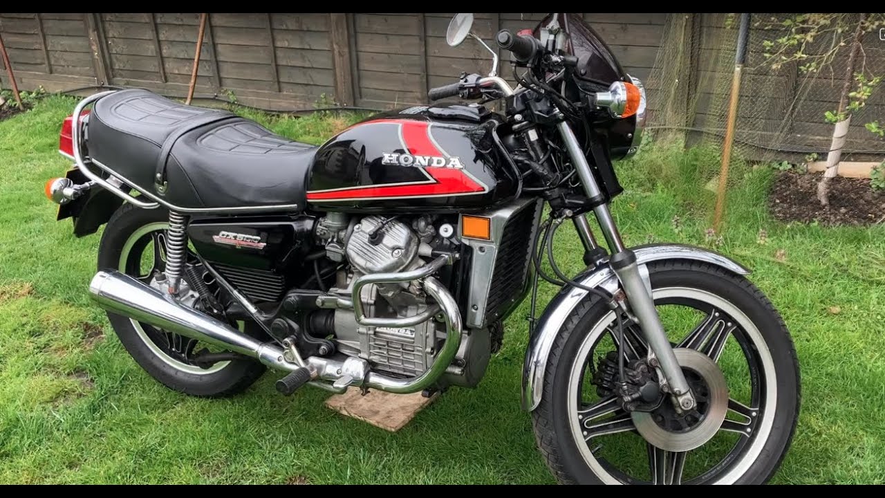Honda CX500B - Walk Around and Short Ride Out (Classic Motorcycle)