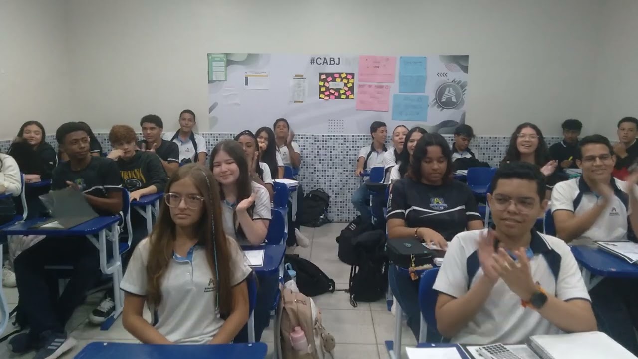Colégio Adventista Unidade Belo Jardim alunos cantando 2° ano ensino médio sala de aula 24/02/2026