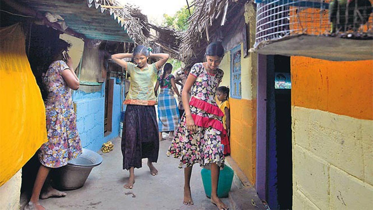 How difficult is life in camps of Sri Lankan Tamil refugees