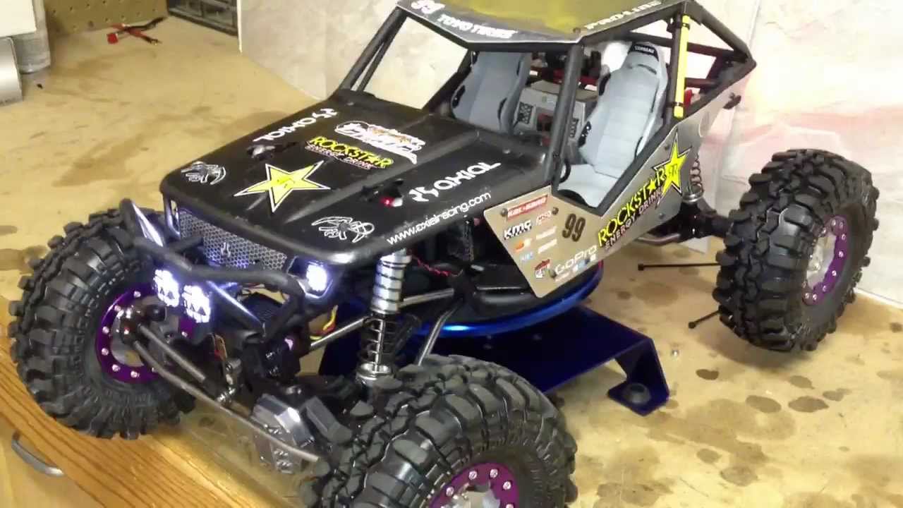 Axial Wraith - Pro-Line Scale Access Installed