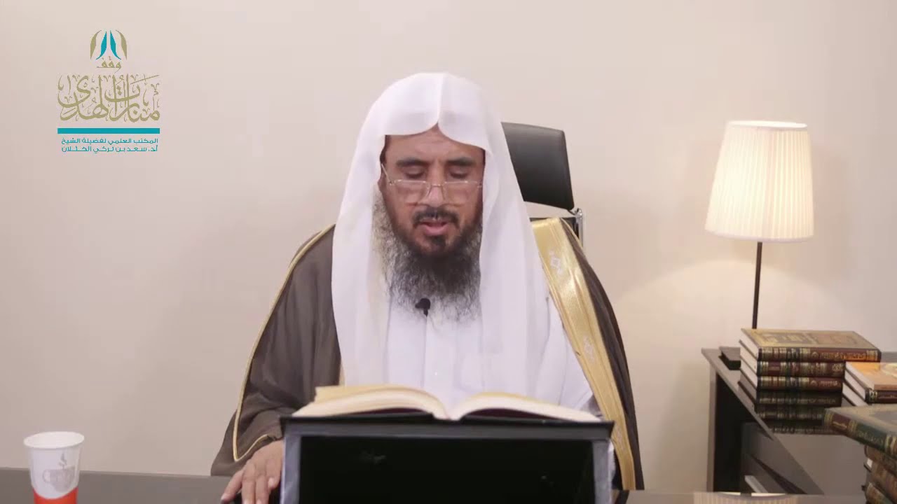 السنة للمصلي عند السجود أن يجافي عضديه عن جنبيه ويبالغ في ذلك إلا إذا كان مأموماً- للشيخ سعد الخثلان
