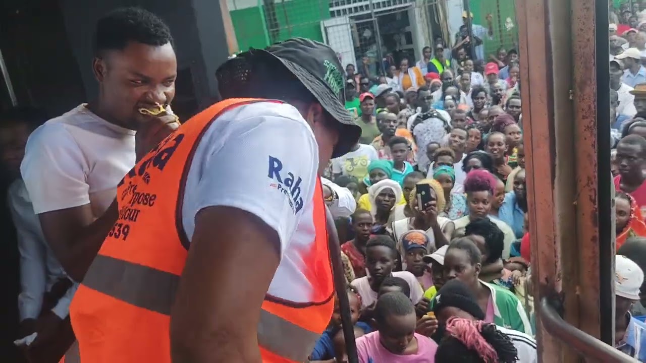 NDEKE ALISHA WATU NA CHAPATI KAMA YESU ANGALIA NA UMWAMBIE KITU