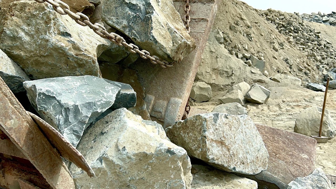 How Huge Rocks Are Crushed Into Small PiecesExtreme Stone Crusher Machine Working Video#stonecrusher