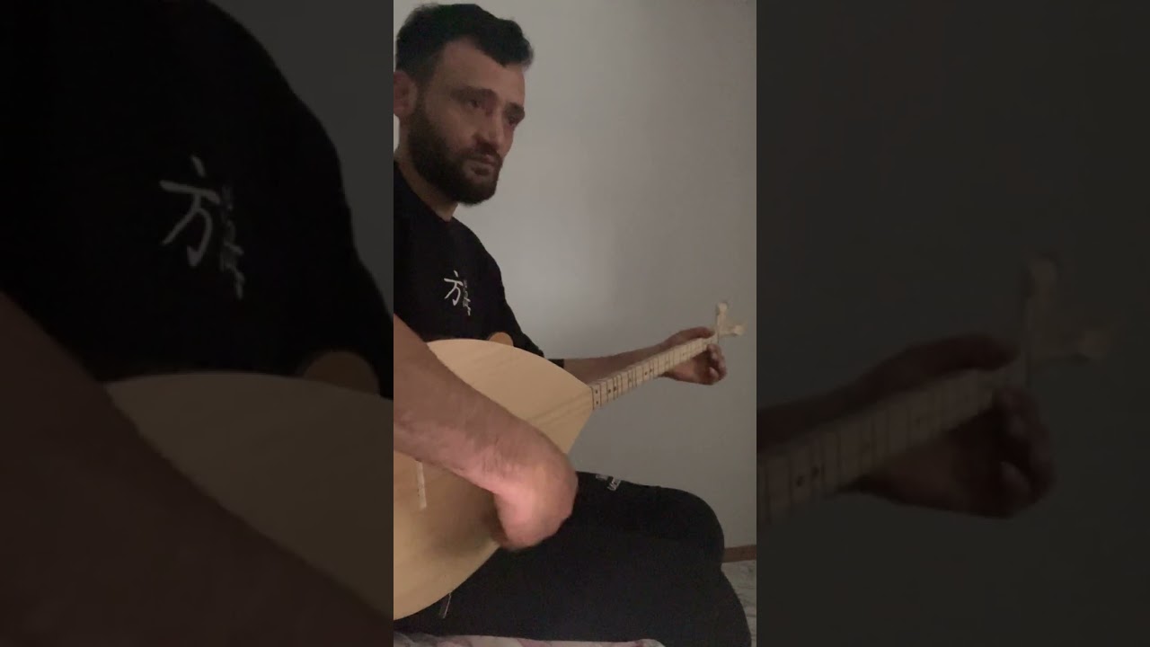 Kara tren gecıkır belkı hiç gelmez###