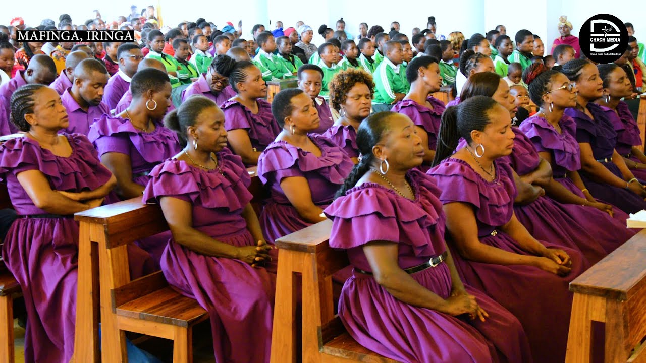 Mwenye haki Atastawi - Kwaya Ya Mt cecilia Parokia Ya Mafinga jimbo Katoliki la iringa