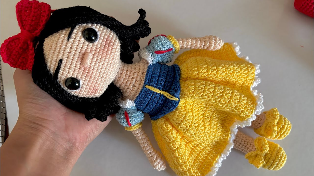 Blanca nieves amigurumi/ princesas amigurumi