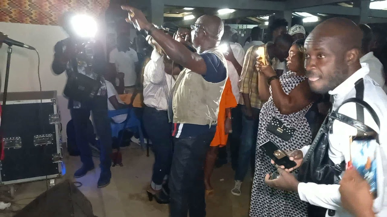 Speciale Dédicace A Akyekoi Avec Atsé Hilarion - Assi Olivier