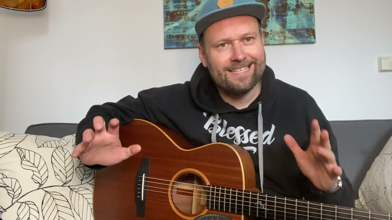 Mahogany Topped Acoustics: Lakewood M14 Custom and Taylor 324 SEB Comparison