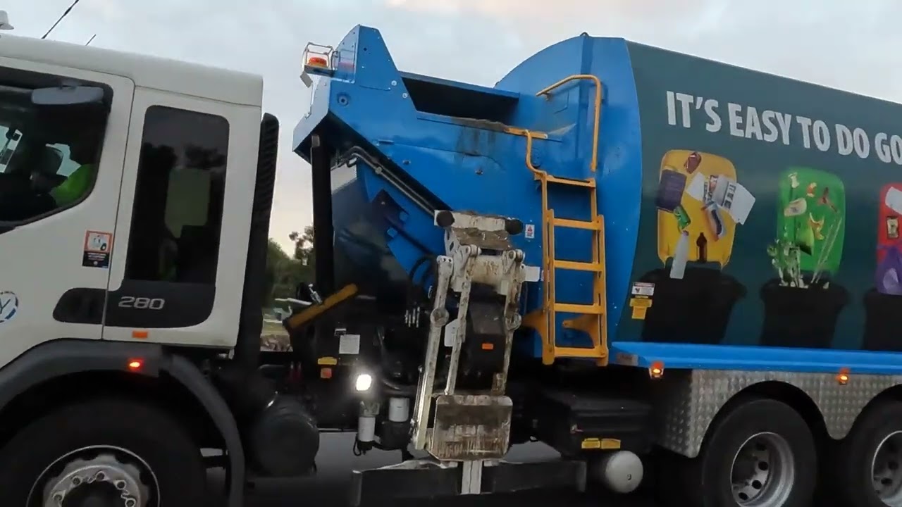 Cleanaway 212 and SL01798