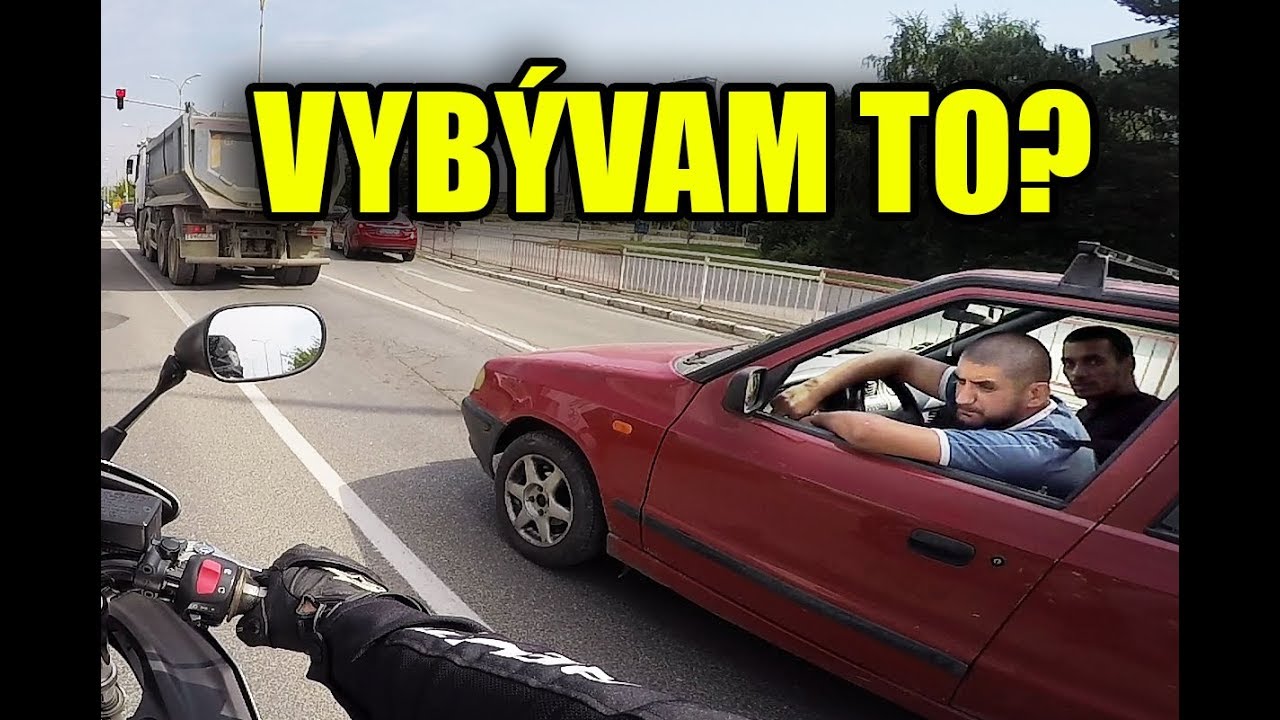 Motomenty #16 🏍 Život v jazykolamoch