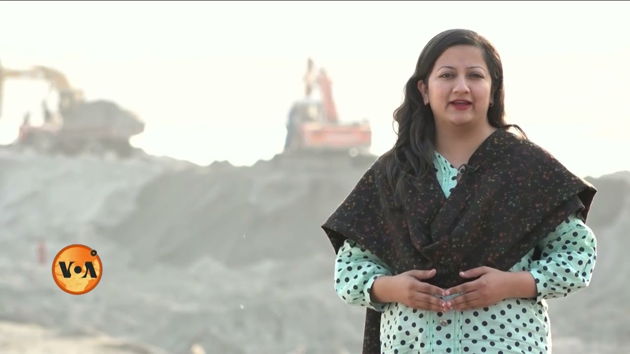 Women in Pakistan's Mining Industry |کان کنی کی صنعت میں پاکستانی خواتین| VOA URDU