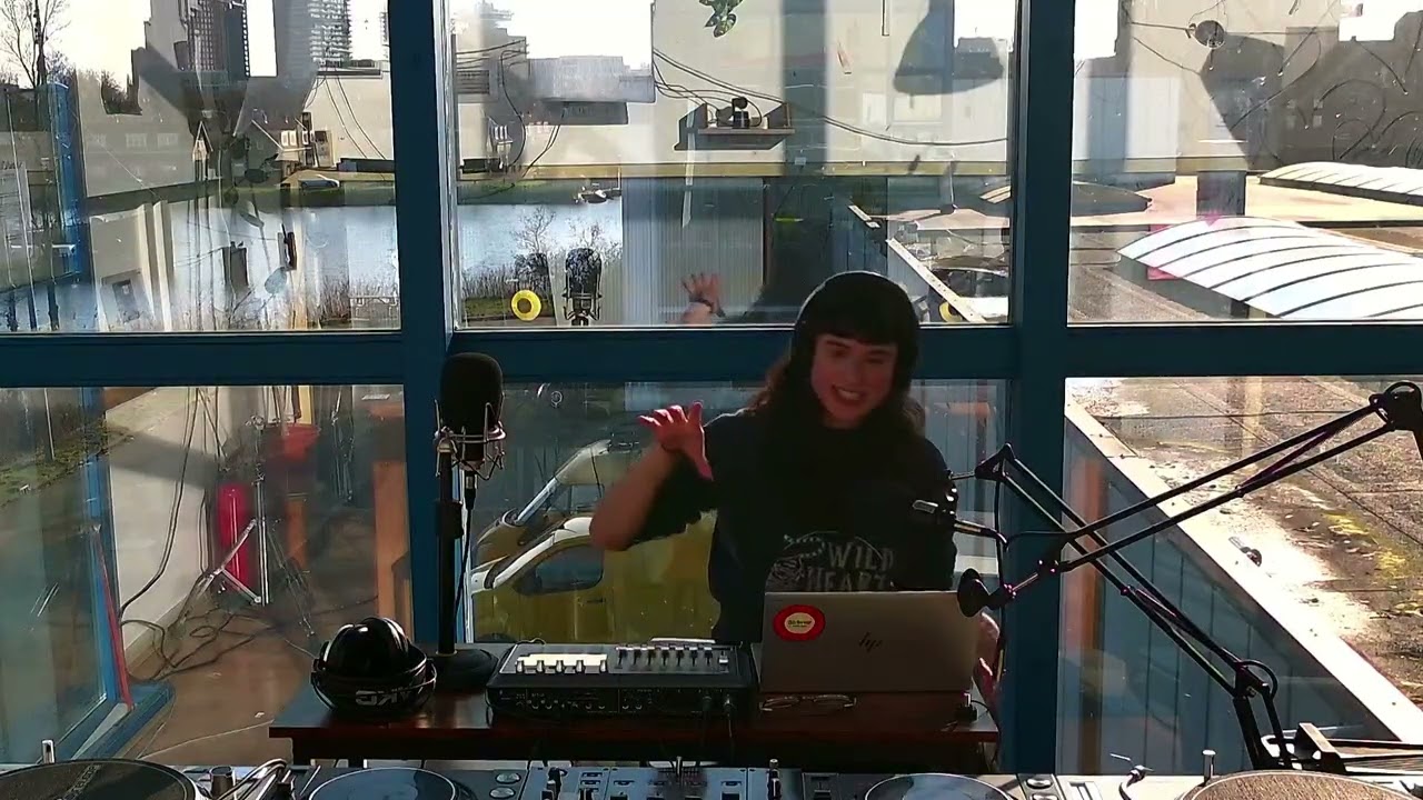 Through the Rabbit Hole with Lia @ Slim Radio - 03/03/26