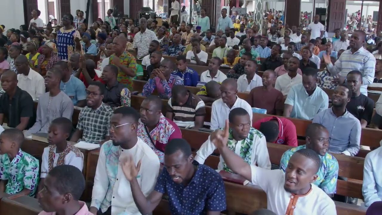 Fr EZOUA Jacques 02 Culte Eglise Abidjan 2026 02 08 10 03 06