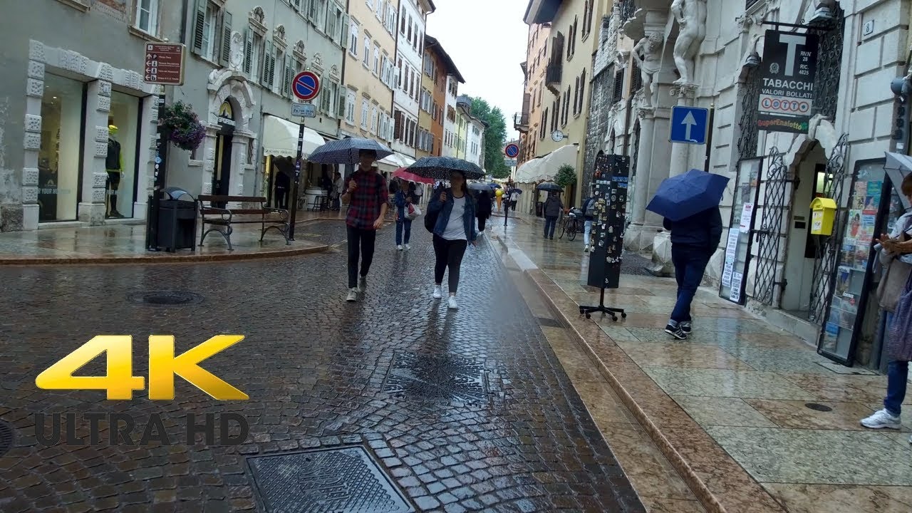 Walking in the Rain in TRENTO, ITALY (Binaural City Sounds) 4k Rain Ambience
